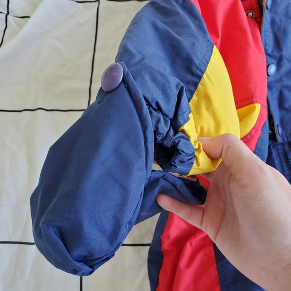 Oshkosh B'gosh Snowsuit Size 18 Months - Picture 5 of 9